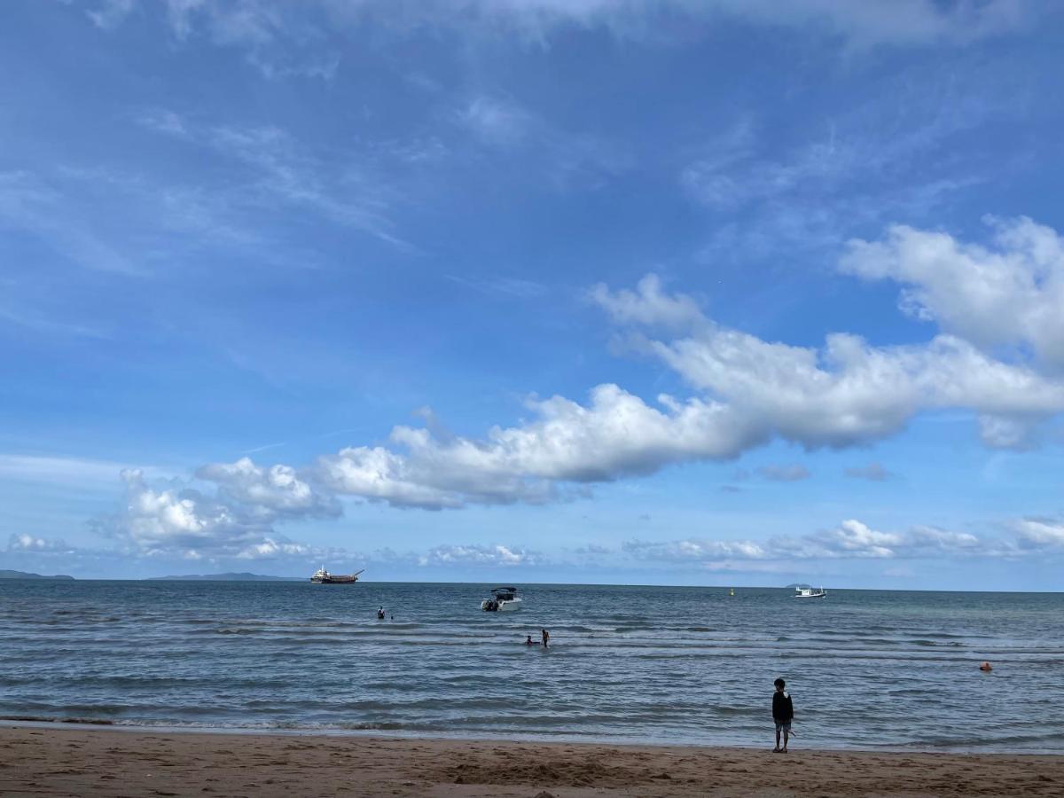 Gallery D Jomtien ภายนอก รูปภาพ
